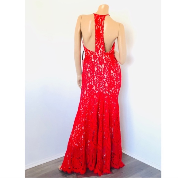 Lulu’s red lace mermaid maxi dress - Picture 3 of 7